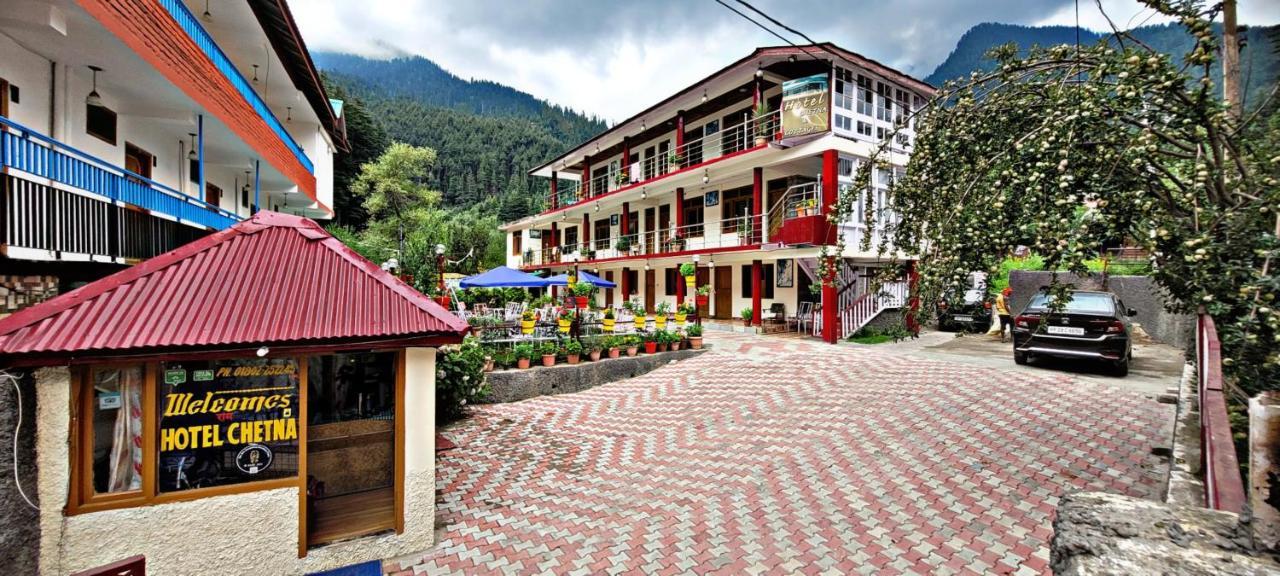 Hotel Chetna Manāli Екстериор снимка