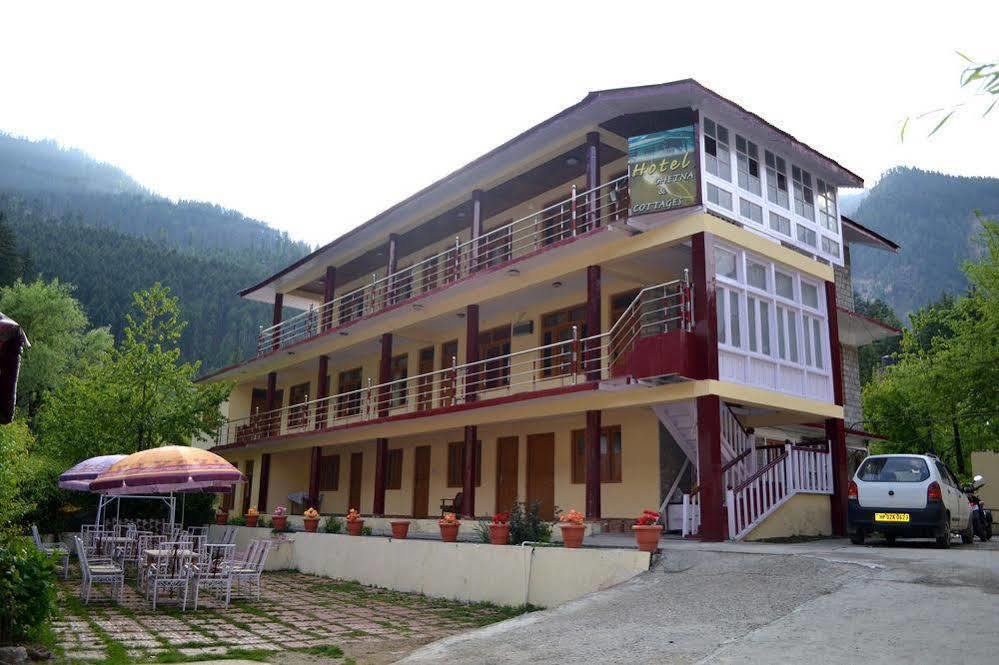 Hotel Chetna Manāli Екстериор снимка